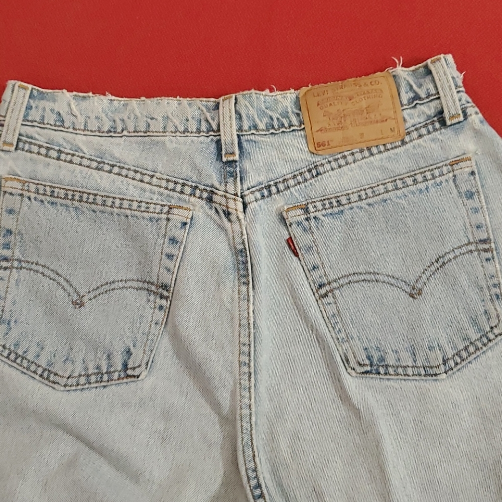 LEVI'S loose fit Straight Leg distressed 12 Med. - Picture 12 of 14